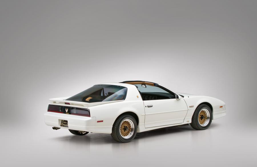  Pontiac Firebird Turbo Trans Am Coupe 1989 года  (фото 20 из 20)